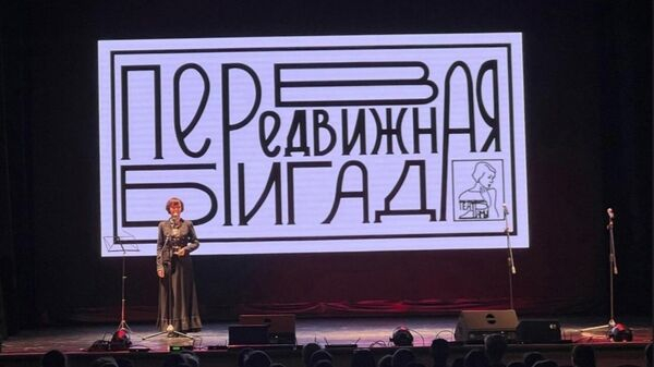Театр имени Ольги Берггольц проводит гастроли для школьников ЯНАО