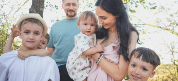 Семейный налоговый кэшбэк: кто из родителей сможет вернуть часть НДФЛ