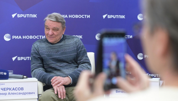 Братских народов союз вековой. Стартовал XII фестиваль семейных театров
