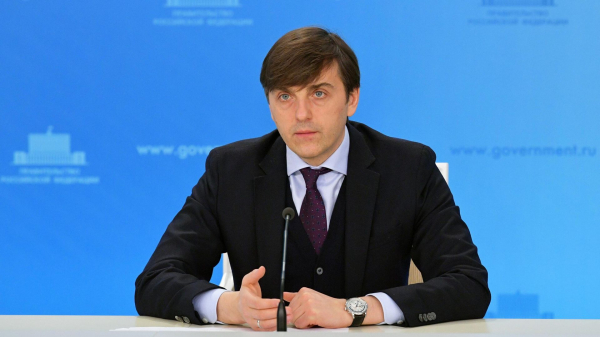 Кравцов: в детсадах в России для поддержки семей практикуются вечерние группы Кравцов: в детсадах в России для поддержки семей практикуются вечерние группы